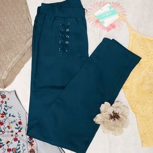 New SM or MD Umgee Teal Lace Up Detail Leggings